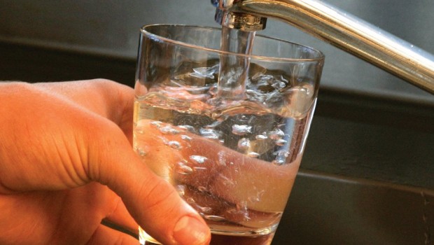 Acqua potabile: partono controlli straordinari nelle scuole