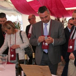 Giornalisti in tour a Castel San Pietro Terme per promuovere Very Wine e le eccellenze del territorio