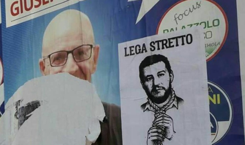 Salvini con il cappio al collo e macabri volantini nel centro storico di Imola