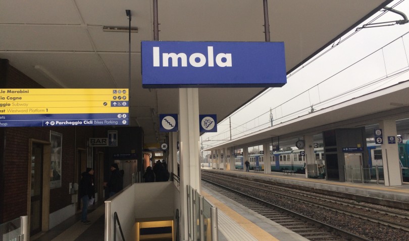 Stazione di Imola completamente rinnovata. Ma manca ancora l’edicola